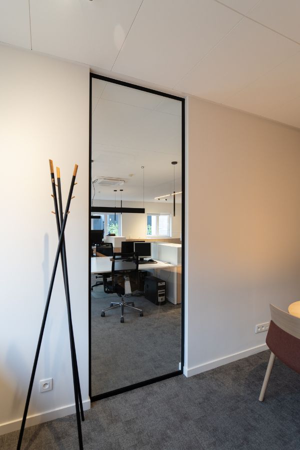 Cloisons vitrées de bureaux et espace professionnel à Liège