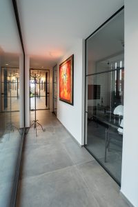 Couard réalisation de porte Steel Look