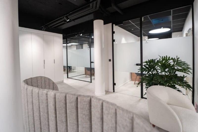 Réalisation de portes Steel Look chez Fintro Aubel